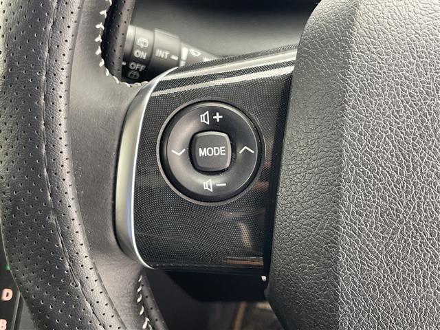 シエンタ ファンベースＧ　グランパー　純正ナビ（ＢＴ／ＣＤ／ＤＶＤ／ＴＶ））　衝突軽減　ｉｎｎｏカーゴキャリア　社外ホイール　レーンキープ　ビルトインＥＴＣ　ＡＣ１００Ｖ　電格ミラー　ＵＳＢ給電　革ステアリング　ステアリングリモコン　クル（11枚目）