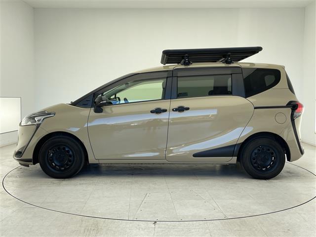 シエンタ ファンベースＧ　グランパー　純正ナビ（ＢＴ／ＣＤ／ＤＶＤ／ＴＶ））　衝突軽減　ｉｎｎｏカーゴキャリア　社外ホイール　レーンキープ　ビルトインＥＴＣ　ＡＣ１００Ｖ　電格ミラー　ＵＳＢ給電　革ステアリング　ステアリングリモコン　クル（36枚目）