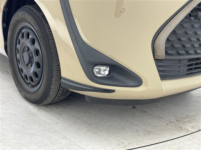 シエンタ ファンベースＧ　グランパー　純正ナビ（ＢＴ／ＣＤ／ＤＶＤ／ＴＶ））　衝突軽減　ｉｎｎｏカーゴキャリア　社外ホイール　レーンキープ　ビルトインＥＴＣ　ＡＣ１００Ｖ　電格ミラー　ＵＳＢ給電　革ステアリング　ステアリングリモコン　クル（38枚目）