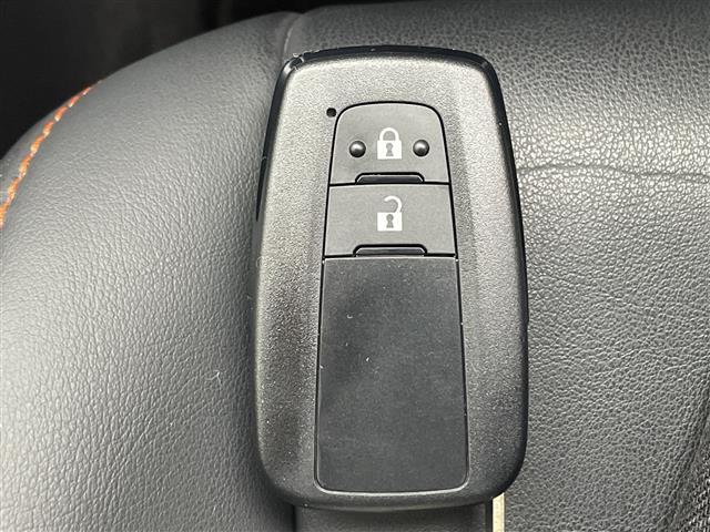 ＲＡＶ４ アドベンチャー　ＴＲＤフロントロアガーニッシュ　純正ディスプレイオーディオ　バックカメラ　レーダー探知機　ステアリングリモコン　純正ビルトインＥＴＣ　トヨタセーフティセンス　ＩＳＯＦＩＸ　レザーシート　パワーシート（15枚目）