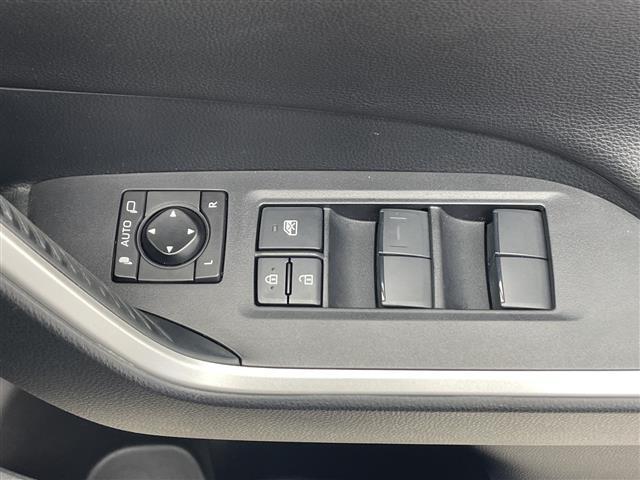 ＲＡＶ４ アドベンチャー　ＴＲＤフロントロアガーニッシュ　純正ディスプレイオーディオ　バックカメラ　レーダー探知機　ステアリングリモコン　純正ビルトインＥＴＣ　トヨタセーフティセンス　ＩＳＯＦＩＸ　レザーシート　パワーシート（21枚目）