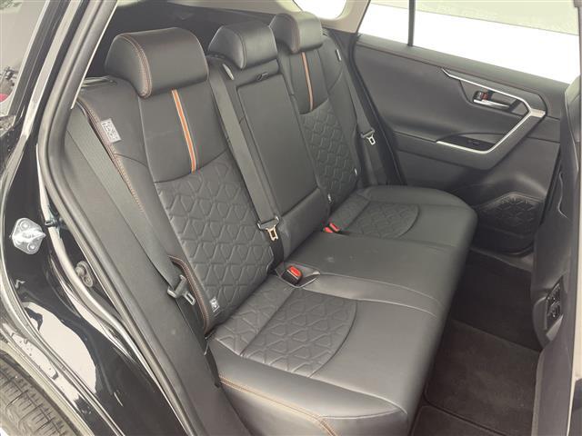 ＲＡＶ４ アドベンチャー　ＴＲＤフロントロアガーニッシュ　純正ディスプレイオーディオ　バックカメラ　レーダー探知機　ステアリングリモコン　純正ビルトインＥＴＣ　トヨタセーフティセンス　ＩＳＯＦＩＸ　レザーシート　パワーシート（26枚目）