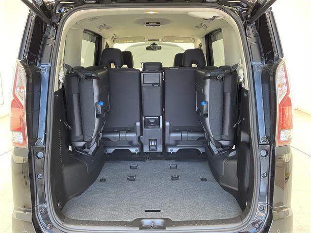 セレナ ハイウェイスター　純正９インチＳＤナビ　フルセグＴＶ　Ｂｌｕｅｔｏｏｔｈ　ＣＤ　ＤＶＤ　バックカメラ　全方位カメラ　ＥＴＣ　両側パワースライドドア　クルーズコントロール　ステアリングリモコン　衝突被害軽減システム（29枚目）