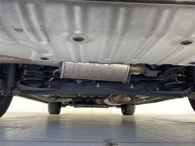 セレナ ハイウェイスター　純正９インチＳＤナビ　フルセグＴＶ　Ｂｌｕｅｔｏｏｔｈ　ＣＤ　ＤＶＤ　バックカメラ　全方位カメラ　ＥＴＣ　両側パワースライドドア　クルーズコントロール　ステアリングリモコン　衝突被害軽減システム（42枚目）