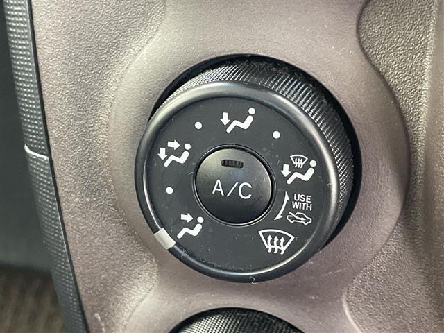 ポルテ Ｘ　純正７インチナビ　Ｂｌｕｅｔｏｏｔｈ　ＣＤ　ＴＶ　片側パワースライドドア　アイドリングストップ　ステアリングスイッチ　純正フロアマット　フォグランプ　電格ミラー　ドアバイザー　スタートボタン（14枚目）