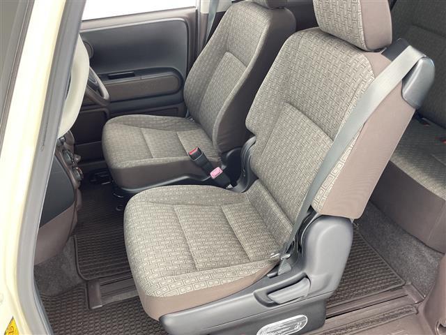 ポルテ Ｘ　純正７インチナビ　Ｂｌｕｅｔｏｏｔｈ　ＣＤ　ＴＶ　片側パワースライドドア　アイドリングストップ　ステアリングスイッチ　純正フロアマット　フォグランプ　電格ミラー　ドアバイザー　スタートボタン（25枚目）