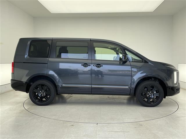 デリカＤ：５ シャモニー　登録済未使用車　ｅ－アシスト　アルパイン１１型ナビ　フルセグ　全周囲カメラ　両側電動　パワーバックドア　純正１８インチＡＷ　ハーフレザー　パワーシート　シートヒーターステアリングヒーター　オートＬＥＤ（35枚目）