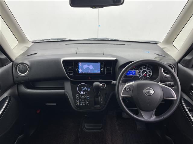 デイズルークス ハイウェイスター X Gパッケージ 純正ナビ 純正フロアマット 両側パワースライドドア 前方ドライブレコーダー 純正アルミホイール スマートキー ウィンカーミラー サーキュレーター フォグランプ ドアバイザー(2枚目)