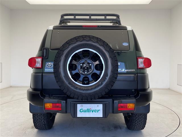 ＦＪクルーザー カラーパッケージ　社外ナビ　フルセグＴＶ　クルーズコントロール　後コーナーセンサー　ＥＴＣ　ルーフキャリア　フロアマット　ドアバイザー　背面タイヤ　バックカメラ（32枚目）