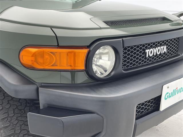 ＦＪクルーザー カラーパッケージ　社外ナビ　フルセグＴＶ　クルーズコントロール　後コーナーセンサー　ＥＴＣ　ルーフキャリア　フロアマット　ドアバイザー　背面タイヤ　バックカメラ（37枚目）