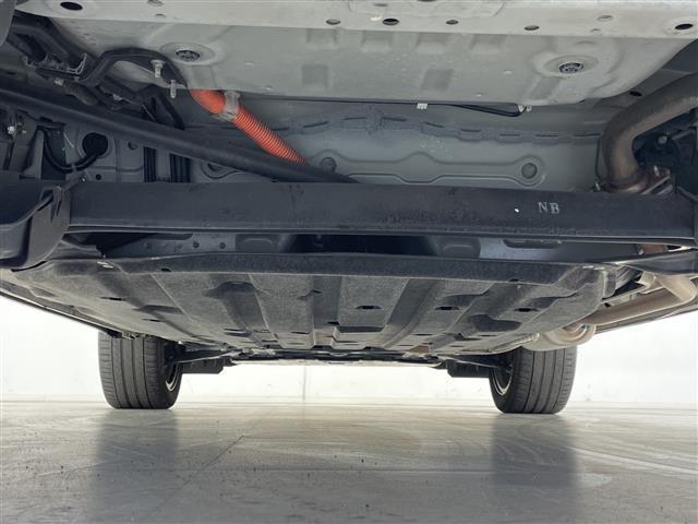 ヴェゼル ｅ：ＨＥＶ　Ｚ　純正ディスプレイオーディオ　全方位カメラ　ブラインドスポットモニター　クリアランスソナー　純正ビルトインＥＴＣ２．０　ステアリングリモコン　ステアリングヒーター　ハーフレザーシート　ホンダセンシング（42枚目）