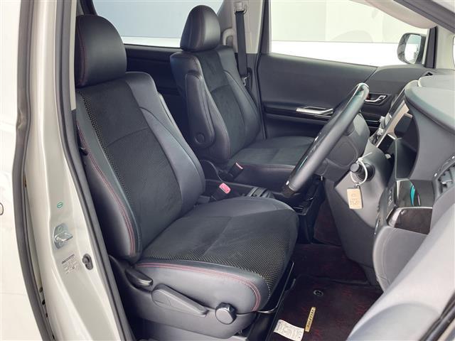 ヴェルファイア ２．４Ｚ　ゴールデンアイズＩＩ　ダブルサイドエアバック　カーテンエアバック　横滑り防止　コーナーセンサー前後　バック・サイドカメラ　フリップダウンモニター　テレビナビ　ＢＴ／ＣＤ／ＵＳＢ　純正ビルトインＥＴＣ　両側パワースライドドア（24枚目）