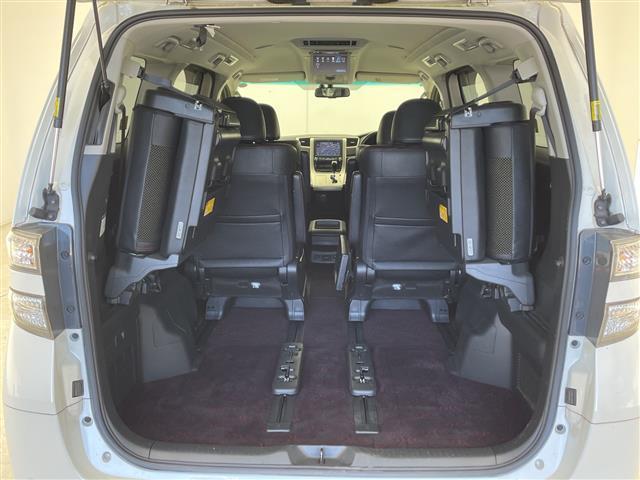 ヴェルファイア ２．４Ｚ　ゴールデンアイズＩＩ　ダブルサイドエアバック　カーテンエアバック　横滑り防止　コーナーセンサー前後　バック・サイドカメラ　フリップダウンモニター　テレビナビ　ＢＴ／ＣＤ／ＵＳＢ　純正ビルトインＥＴＣ　両側パワースライドドア（29枚目）