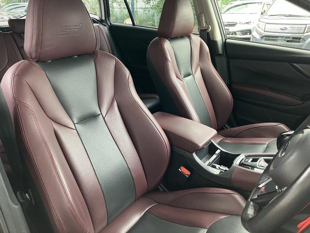 レヴォーグ ＳＴＩスポーツ　ＥＸ　ＳＴＩエアロ　クリスタルブラックシリカ（30枚目）