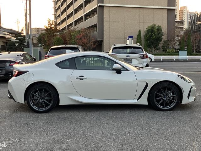 ＢＲＺ Ｓ　６ＭＴ　　クリスタルホワイトパ－ル（12枚目）