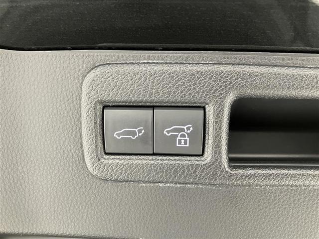 ハリアー Ｇ　トヨタセーフティセンス　純正ディスプレイオーディオ　レーダークルコン　ブラインドスポットモニター　フルセグ　ＡＣ１００Ｖ／１００Ｗ　ＥＴＣ　バックモニター　デジタルインナーミラー／ドラレコ機能付き（23枚目）