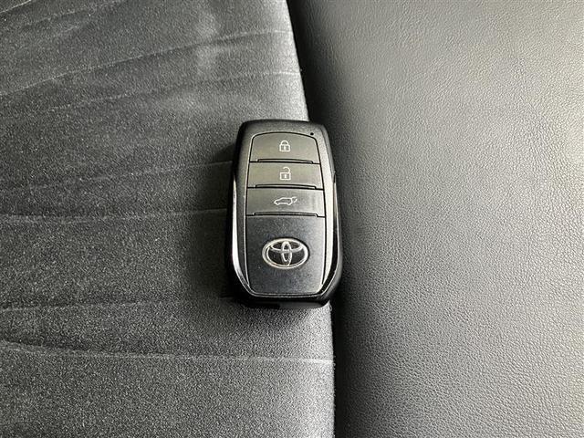 ハリアー Ｇ　トヨタセーフティセンス　純正ディスプレイオーディオ　レーダークルコン　ブラインドスポットモニター　フルセグ　ＡＣ１００Ｖ／１００Ｗ　ＥＴＣ　バックモニター　デジタルインナーミラー／ドラレコ機能付き（27枚目）