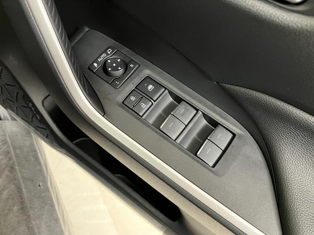 ＲＡＶ４ Ｘ　ひょう害車　トヨタセーフティセンス　レーダークルコン　ブラインドスポットモニター　ディスプレイオーディオ　ＬＥＤヘッドライト　ＥＴＣ２．０　バックモニター　ウィンドシールドデアイサー　スマートキー（13枚目）