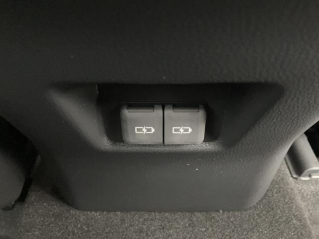 ＲＡＶ４ Ｘ　ひょう害車　トヨタセーフティセンス　レーダークルコン　ブラインドスポットモニター　ディスプレイオーディオ　ＬＥＤヘッドライト　ＥＴＣ２．０　バックモニター　ウィンドシールドデアイサー　スマートキー（24枚目）