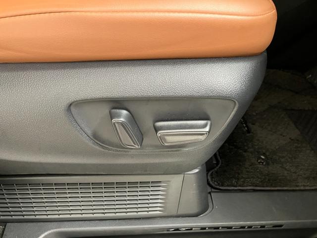 ヴェルファイアハイブリッド Z プレミア 4WD トヨタセーフティセンス 本革シート ガラスルーフ レーダークルコン ブラインドスポットモニター 全周囲モニター ディスプレイオーディオナビ ETC2.0 シートエアコン ステアリングヒーター(30枚目)