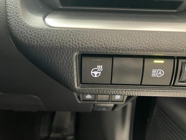 プリウス U トヨタセーフティセンス ディスプレイオーディオ レーダークルコン ブラインドスポットモニター ETC2.0 バックモニター ステアリングヒーター LEDライト スマートキー AC100V/1500W(19枚目)