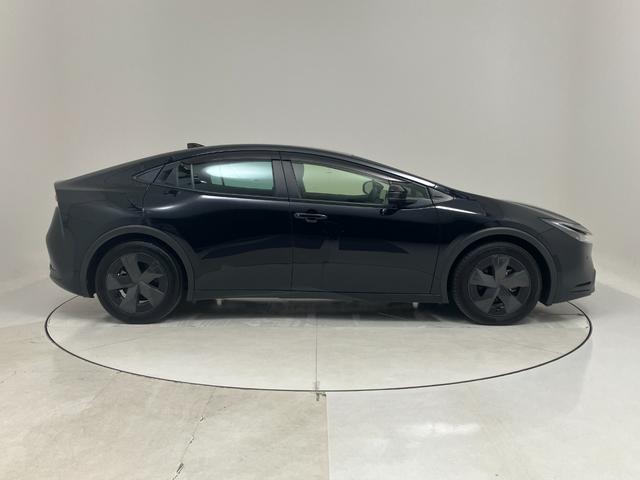 プリウス U トヨタセーフティセンス ディスプレイオーディオ レーダークルコン ブラインドスポットモニター ETC2.0 バックモニター ステアリングヒーター LEDライト スマートキー AC100V/1500W(39枚目)