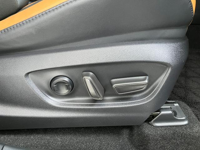 クラウンクロスオーバー RSアドバンスド トヨタセーフティセンス モデリスタフルエアロ 本革シート サンルーフ レーダークルコン ブラインドスポットモニター ディスプレイオーディオナビ ETC2.0 シートエアコン ヘッドアップディスプレイ(25枚目)