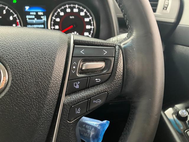 車線逸脱防止装置の「レーンキープアシスト」もついています。万が一のよそ見運転で車線をはみ出しても知らせてくれます♪あると便利な機能ですね！