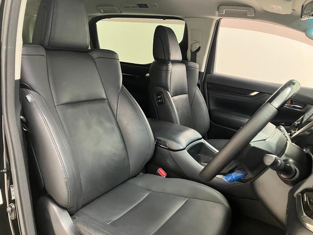外見だけでなく、室内の状態も大事ですよね。こちらのクルマは、もちろん簡易クリーニングします！納車前にはキレイな状態でお渡し致します。