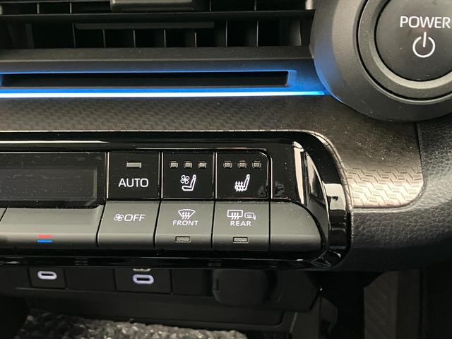 プリウス Z トヨタセーフティセンス レーダークルコン ブラインドスポットモニター 全周囲モニター ディスプレイオーディオナビ ETC2.0 シートエアコン ステアリングヒーター デジタルインナーミラー(15枚目)