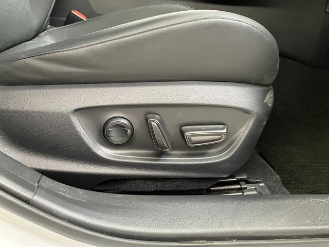 プリウス Z トヨタセーフティセンス レーダークルコン ブラインドスポットモニター 全周囲モニター ディスプレイオーディオナビ ETC2.0 シートエアコン ステアリングヒーター デジタルインナーミラー(30枚目)