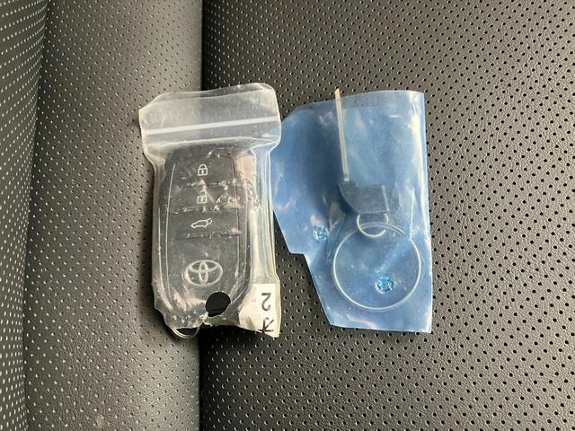 プリウス Z トヨタセーフティセンス レーダークルコン ブラインドスポットモニター 全周囲モニター ディスプレイオーディオナビ ETC2.0 シートエアコン ステアリングヒーター デジタルインナーミラー(34枚目)