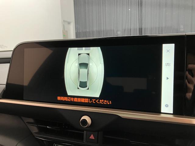 クラウンクロスオーバー Ｇアドバンスド　４ＷＤ　トヨタセーフティセンス　ヘッドアップディスプレイ　レーダークルコン　ブラインドスポットモニター　全周囲モニター　ディスプレイオーディオ　純正ドラレコ　ＥＴＣ２．０　パワーバックドア（9枚目）