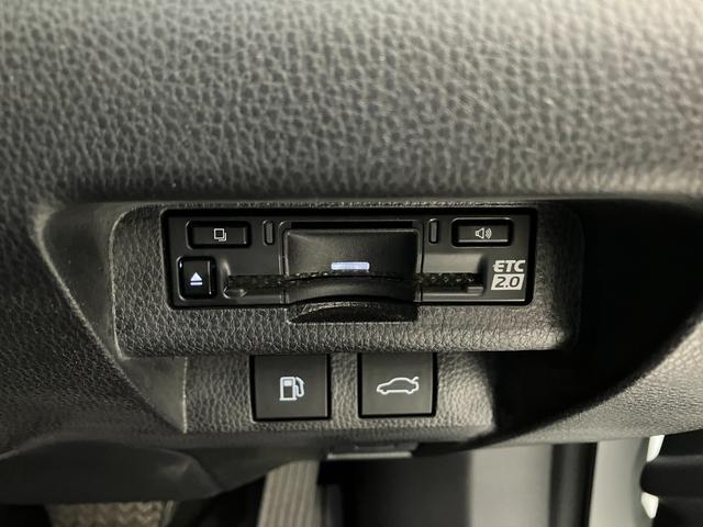 クラウンクロスオーバー Ｇアドバンスド　４ＷＤ　トヨタセーフティセンス　ヘッドアップディスプレイ　レーダークルコン　ブラインドスポットモニター　全周囲モニター　ディスプレイオーディオ　純正ドラレコ　ＥＴＣ２．０　パワーバックドア（22枚目）