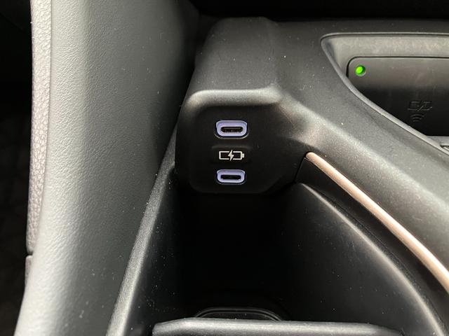 クラウンクロスオーバー Ｇアドバンスド　４ＷＤ　トヨタセーフティセンス　ヘッドアップディスプレイ　レーダークルコン　ブラインドスポットモニター　全周囲モニター　ディスプレイオーディオ　純正ドラレコ　ＥＴＣ２．０　パワーバックドア（26枚目）