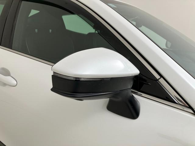 クラウンクロスオーバー Ｇアドバンスド　４ＷＤ　トヨタセーフティセンス　ヘッドアップディスプレイ　レーダークルコン　ブラインドスポットモニター　全周囲モニター　ディスプレイオーディオ　純正ドラレコ　ＥＴＣ２．０　パワーバックドア（37枚目）