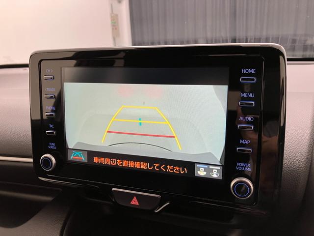 ヤリス ハイブリッドＺ　トヨタセーフティセンス　レーダークルーズコントロール　ディスプレイオーディオナビ　ＬＥＤヘッドライト　キーレスエントリー　ＥＴＣ　バックモニター　シートヒーター　ステアリングヒーター　ミラー型ドラレコ（8枚目）