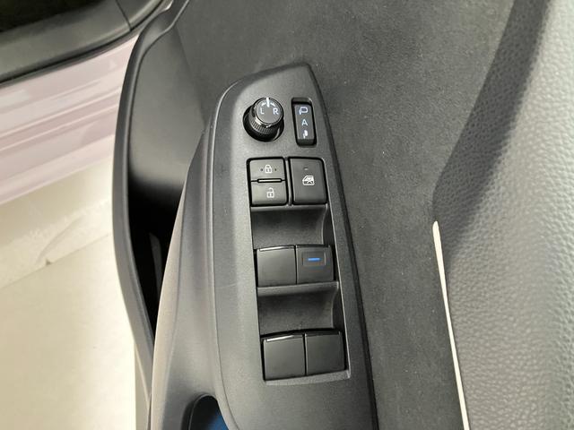 ヤリス ハイブリッドＺ　トヨタセーフティセンス　レーダークルーズコントロール　ディスプレイオーディオナビ　ＬＥＤヘッドライト　キーレスエントリー　ＥＴＣ　バックモニター　シートヒーター　ステアリングヒーター　ミラー型ドラレコ（14枚目）