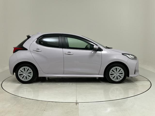 ヤリス ハイブリッドＺ　トヨタセーフティセンス　レーダークルーズコントロール　ディスプレイオーディオナビ　ＬＥＤヘッドライト　キーレスエントリー　ＥＴＣ　バックモニター　シートヒーター　ステアリングヒーター　ミラー型ドラレコ（37枚目）