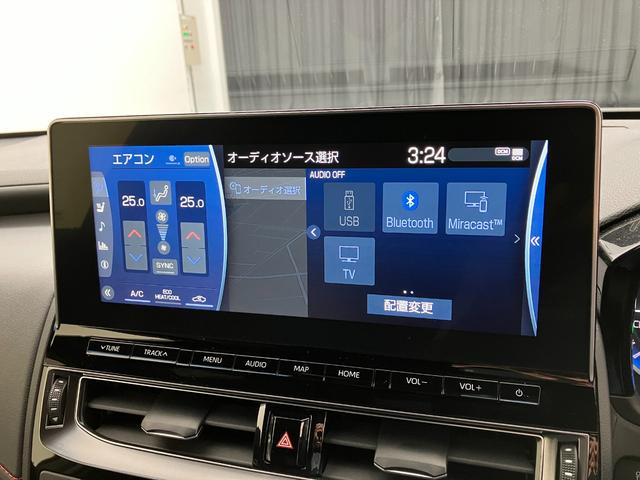 クラウンハイブリッド ＲＳ　トヨタセーフティセンス　レーダークルコン　ブラインドスポットモニター　ディスプレイオーディオナビ　ＣＤ＆ＤＶＤ再生　フルセグＴＶ　ＥＴＣ２．０　バックモニター　シートヒーター　ＬＥＤヘッドライト（7枚目）