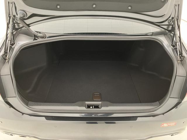 クラウンハイブリッド ＲＳ　トヨタセーフティセンス　レーダークルコン　ブラインドスポットモニター　ディスプレイオーディオナビ　ＣＤ＆ＤＶＤ再生　フルセグＴＶ　ＥＴＣ２．０　バックモニター　シートヒーター　ＬＥＤヘッドライト（27枚目）