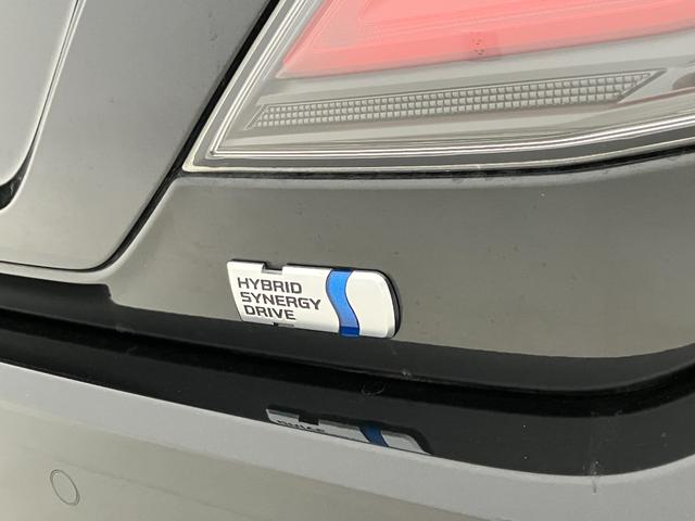 クラウンハイブリッド ＲＳ　トヨタセーフティセンス　レーダークルコン　ブラインドスポットモニター　ディスプレイオーディオナビ　ＣＤ＆ＤＶＤ再生　フルセグＴＶ　ＥＴＣ２．０　バックモニター　シートヒーター　ＬＥＤヘッドライト（30枚目）