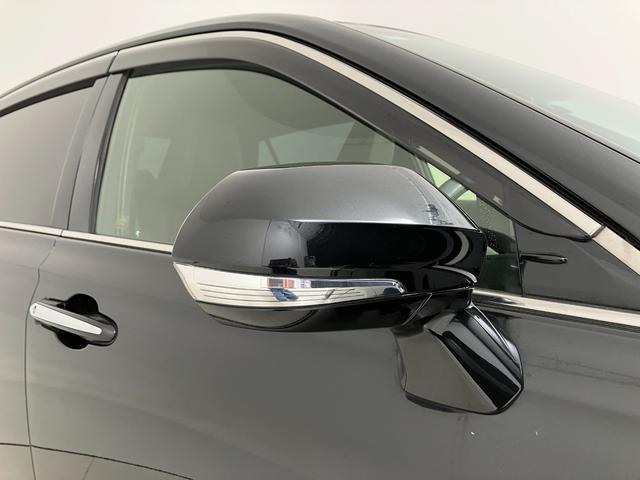 クラウンハイブリッド ＲＳ　トヨタセーフティセンス　レーダークルコン　ブラインドスポットモニター　ディスプレイオーディオナビ　ＣＤ＆ＤＶＤ再生　フルセグＴＶ　ＥＴＣ２．０　バックモニター　シートヒーター　ＬＥＤヘッドライト（32枚目）