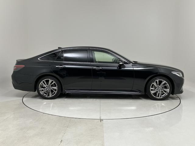 クラウンハイブリッド ＲＳ　トヨタセーフティセンス　レーダークルコン　ブラインドスポットモニター　ディスプレイオーディオナビ　ＣＤ＆ＤＶＤ再生　フルセグＴＶ　ＥＴＣ２．０　バックモニター　シートヒーター　ＬＥＤヘッドライト（39枚目）