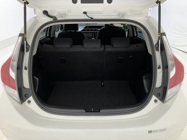 アクア Ｓ　純正メモリーナビ　キーレスエントリー　ＥＴＣ２．０　ＣＤ＆ＤＶＤ再生　フルセグＴＶ　Ｂｌｕｅｔｏｏｔｈ接続　オートエアコン　アイドリングストップ　１年間走行距離無制限保証（19枚目）