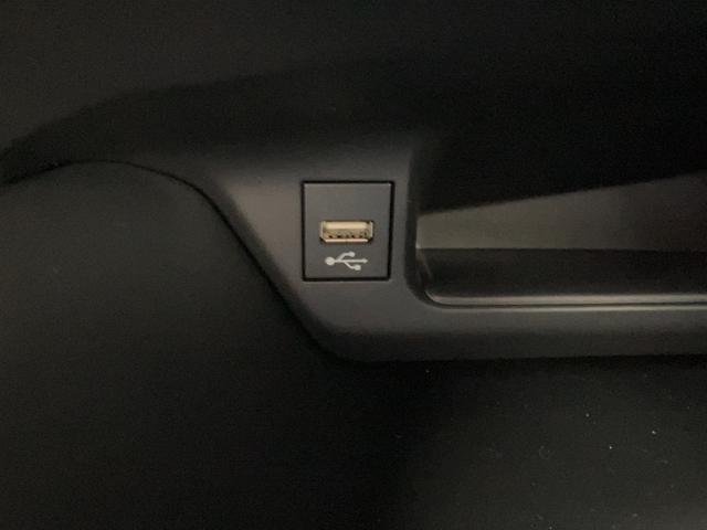 Ｃ－ＨＲ Ｓ　トヨタセーフティセンス　レーダークルーズコントロール　パノラミックビューモニター　ディスプレイオーディオ　Ｂｌｕｅｔｏｏｔｈ接続　ＵＳＢ接続　フルセグＴＶ　ＥＴＣ　スマートキー　ＬＥＤヘッドライト（23枚目）