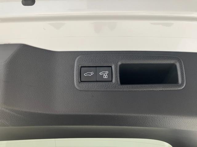 ハリアーハイブリッド Z レザーパッケージ トヨタセーフティセンス 本革シート パノラマルーフ JBLサウンド ヘッドアップディスプレイ ブラインドスポットモニター 全周囲モニター ディスプレイオーディオナビ ミラー型ドラレコ ETC2.0(31枚目)