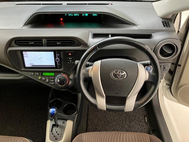 アクア G 純正メモリーナビ フルセグTV CD&DVD再生 Bluetooth接続 バックモニター スマートキー ETC オートエアコン 1年間走行距離無制限保証(2枚目)