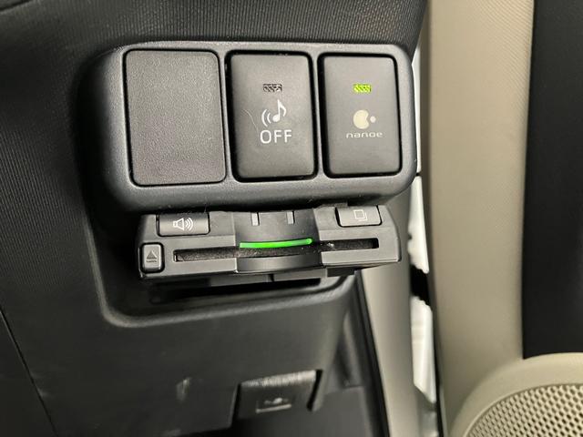 アクア G 純正メモリーナビ フルセグTV CD&DVD再生 Bluetooth接続 バックモニター スマートキー ETC オートエアコン 1年間走行距離無制限保証(16枚目)