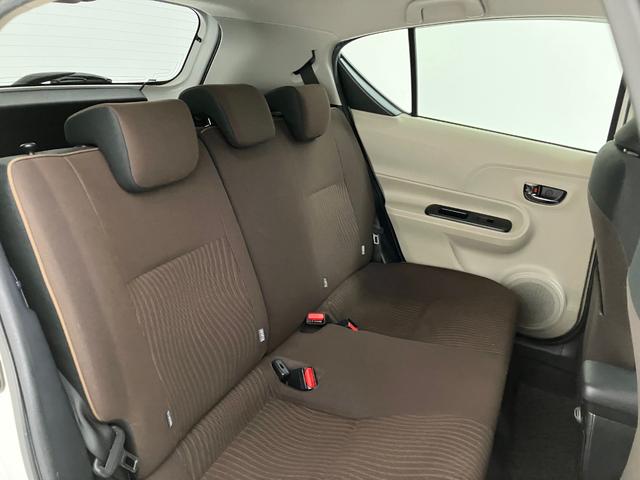 アクア G 純正メモリーナビ フルセグTV CD&DVD再生 Bluetooth接続 バックモニター スマートキー ETC オートエアコン 1年間走行距離無制限保証(19枚目)